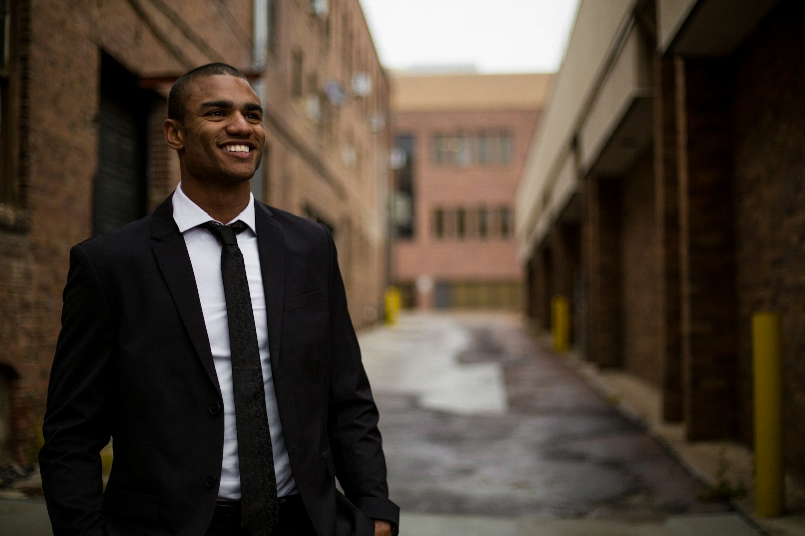 Business traveller in a suit walking to a meeting